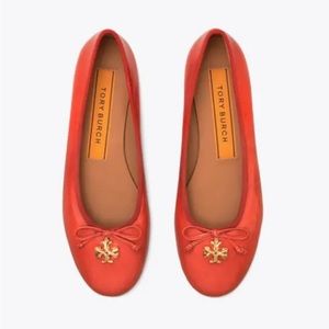 Tory burch tory charm ballet flat NWT size 6 colour orange